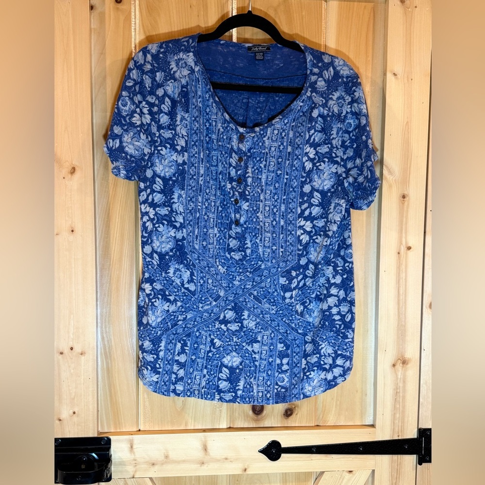 Lucky Brand Blue White Boho Floral Pileated V-Neck Tunic Blouse Top Plus Size 1X - Picture 10 of 11
